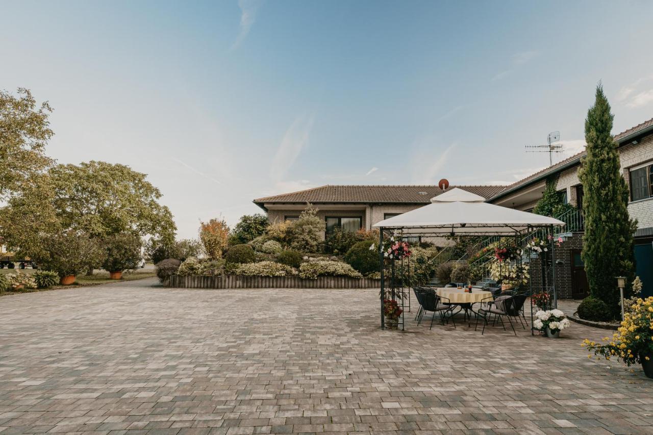 Weingut U. Gaestehaus Vogt-Fehlinger Biebelsheim Exterior foto